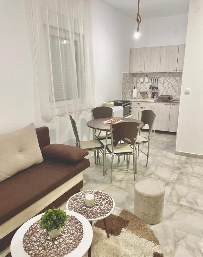 Ledine Easy Apartments מראה חיצוני תמונה
